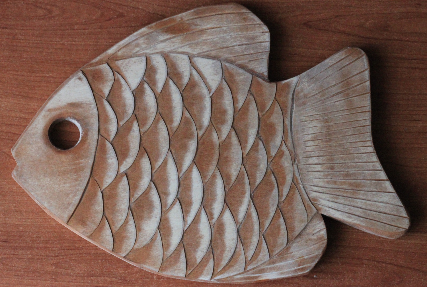 Доска разделочная в виде рыбы